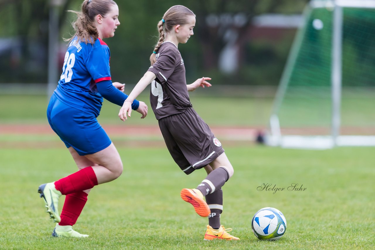 Bild 67 - wCJ VfL Pinneberg3 - St.Pauli : Ergebnis: 2:1